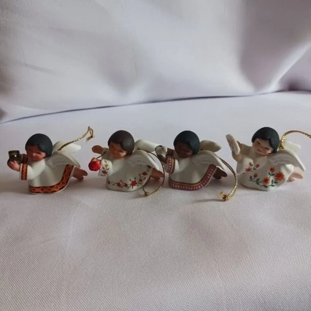 Vtg Avon peace on earth porcelain angel ornaments set of 4